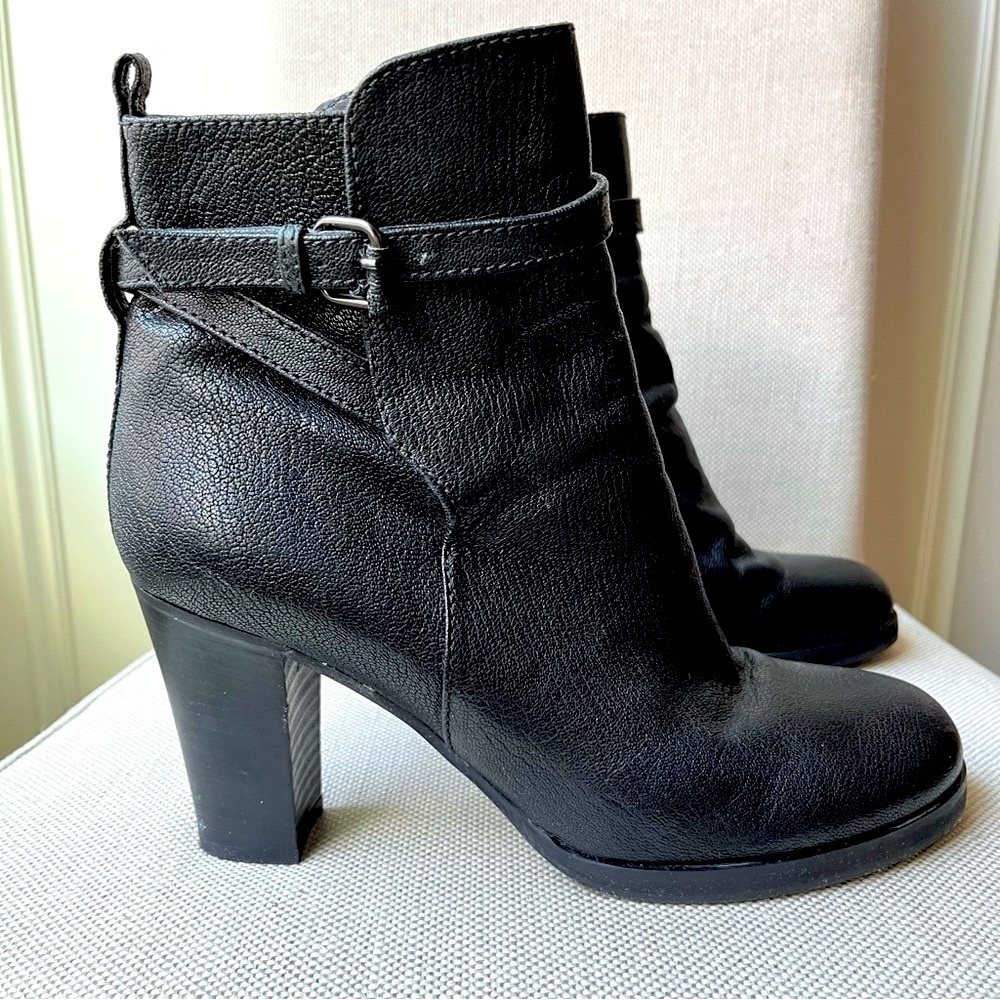 J. Crew Emmett Ankle Boot Black Leather (size 9)